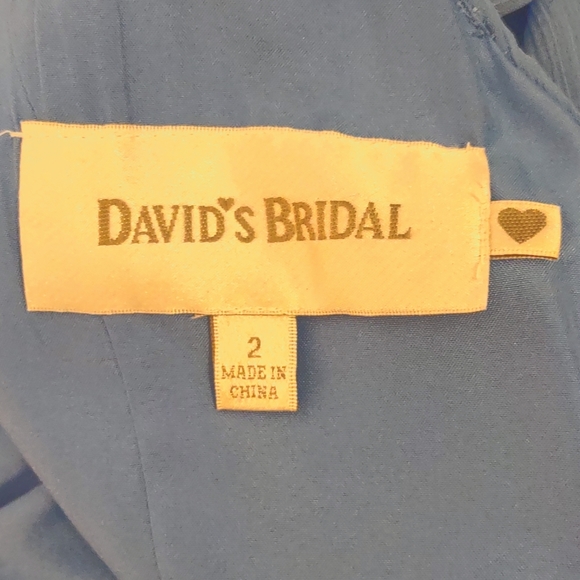 Sky Blue David's Bridal Bridesmaid Gown Size 2 - Picture 4 of 4